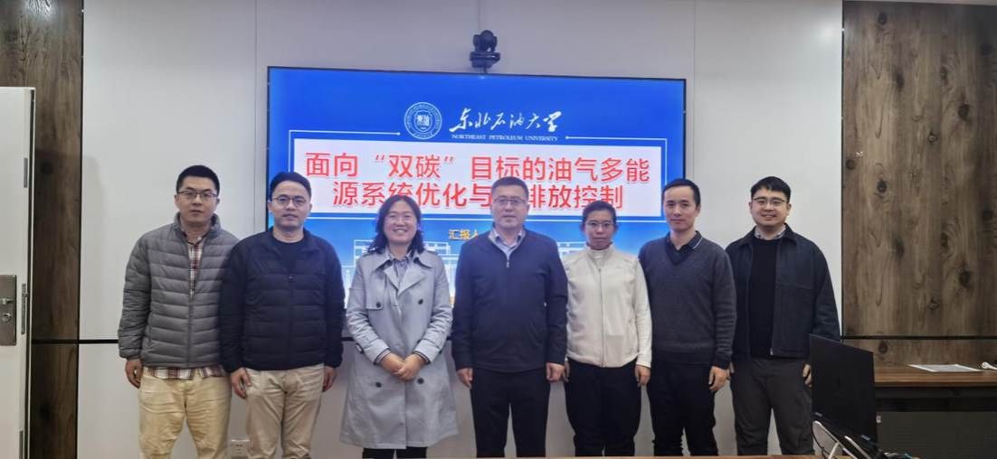 合影-走访华中科技大学